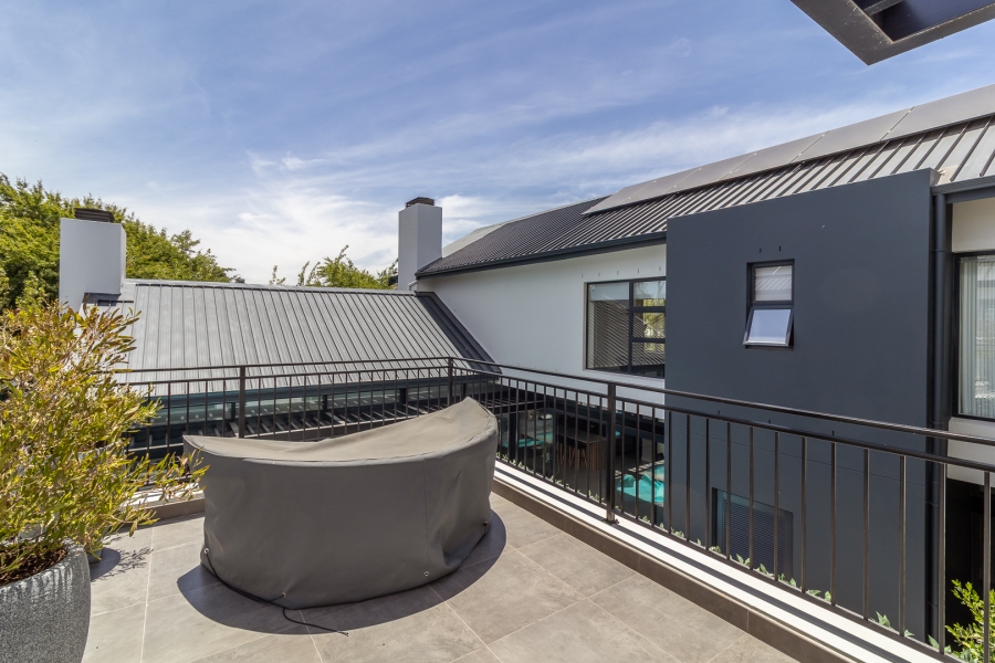 6 Bedroom Property for Sale in Pearl Valley at Val de Vie Western Cape